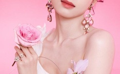 李孝利高清图片